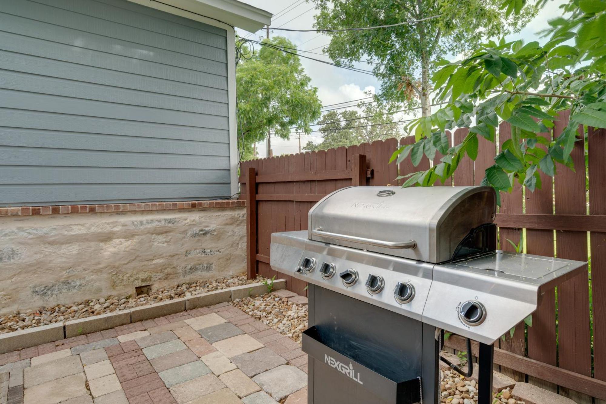 Austin Retreat With Patio And Grill, 6 Mi To Downtown! Villa Eksteriør billede